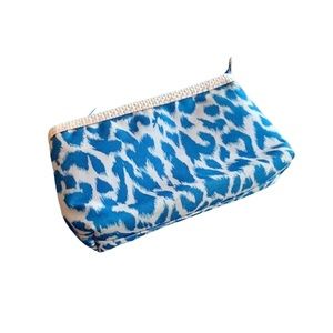 Estée Lauder Blue Leopard Print Makeup Bag